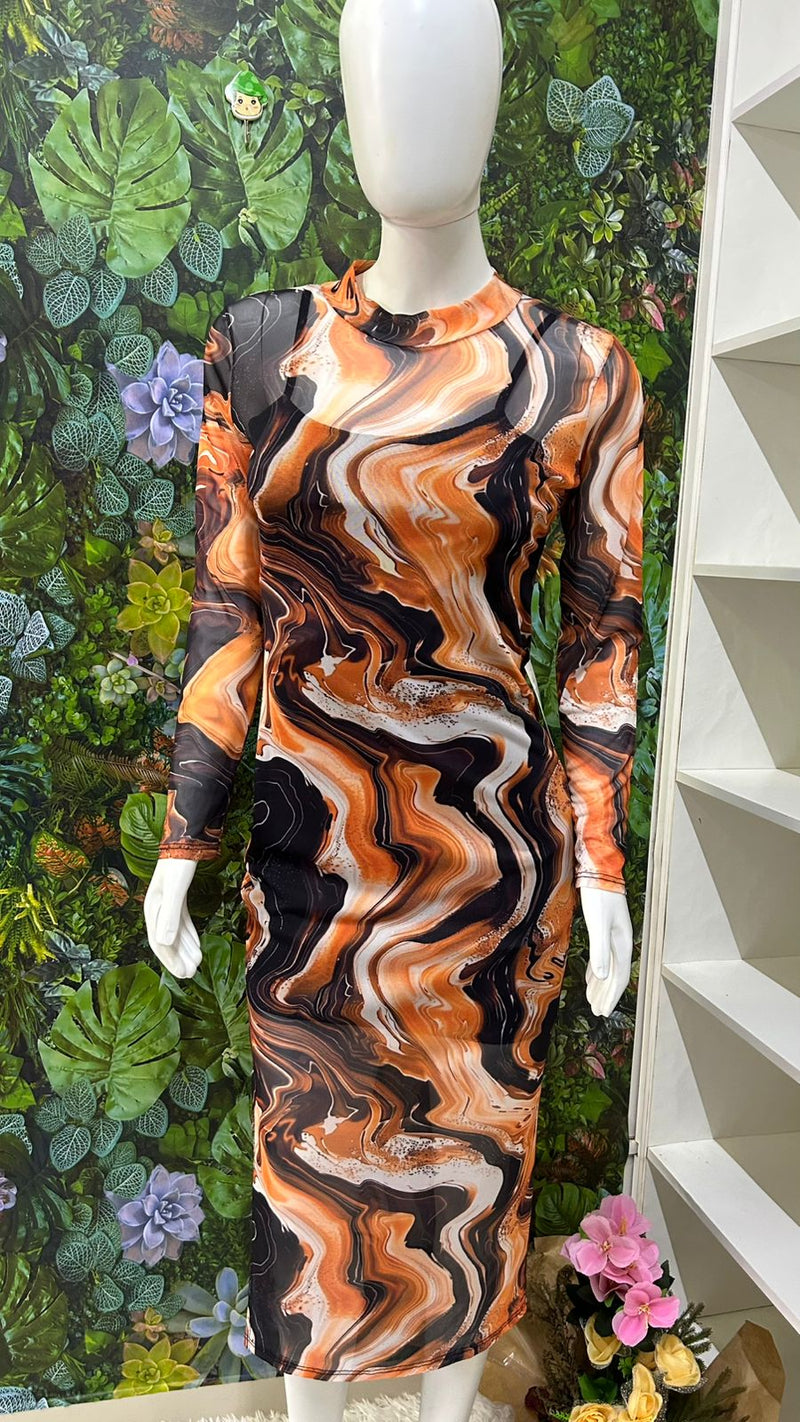 Vestido Tulê Manga Longa